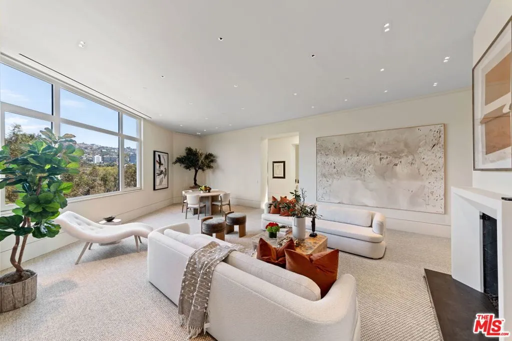 455 N Palm Drive Ph, Beverly Hills, California 90210 home-pic-10